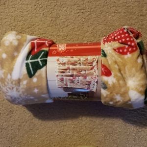 Merry Moments Holiday Throw